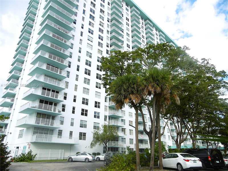 301 174th St # 1905, Sunny Isles Beach FL 33160