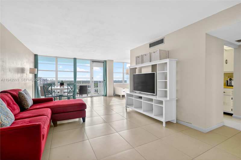 301 174th St # 1905, Sunny Isles Beach FL 33160