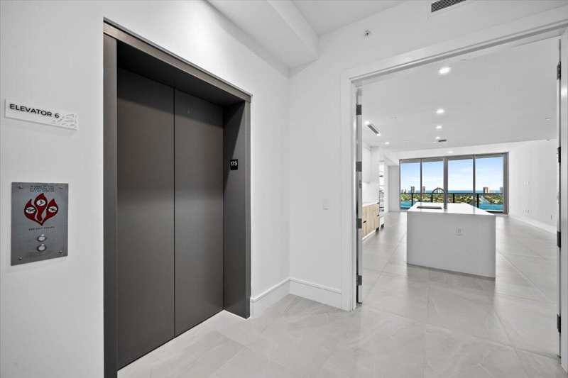 220 Lake Shore Drive # 1706, Lake Park FL 33403
