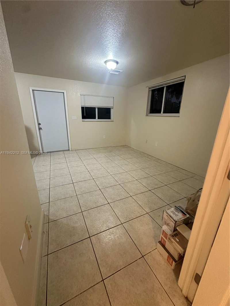 1239 NE 127th St # A, North Miami FL 33161