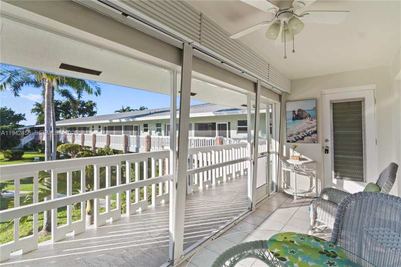 2541 NE 11th St # 212, Pompano Beach FL 33062