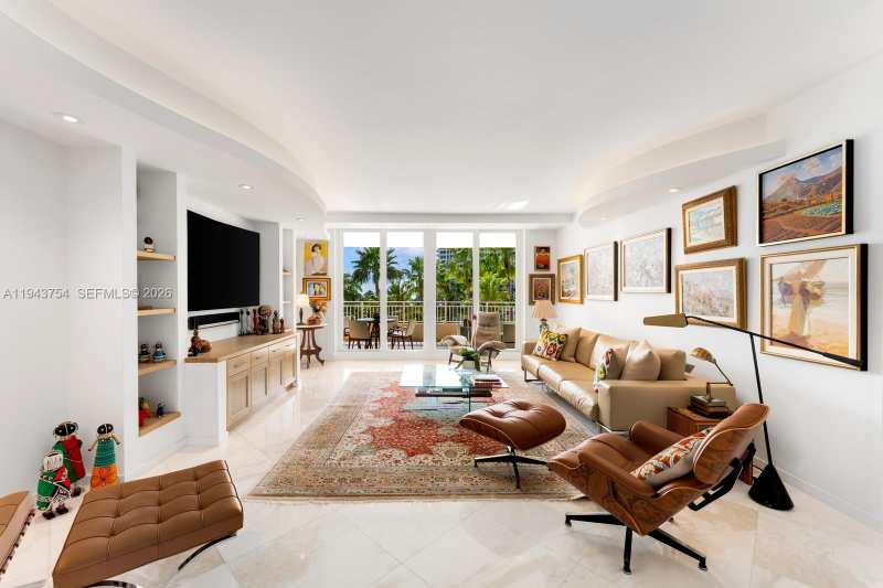 791 Crandon Blvd # 603, Key Biscayne FL 33149