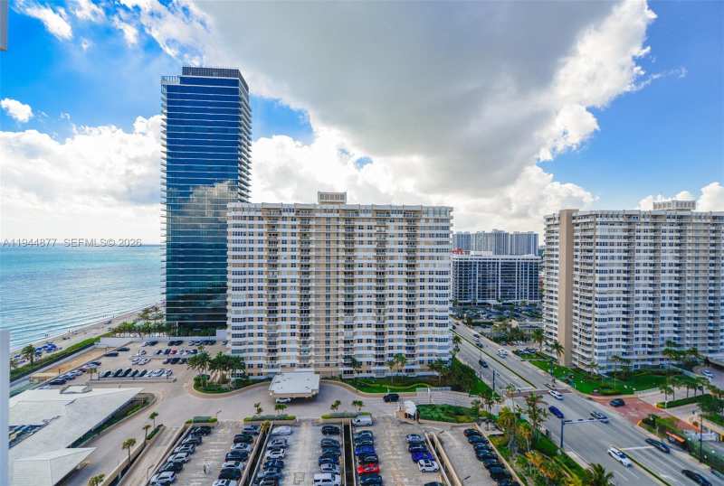 1950 S Ocean Dr # 19E, Hallandale Beach FL 33009