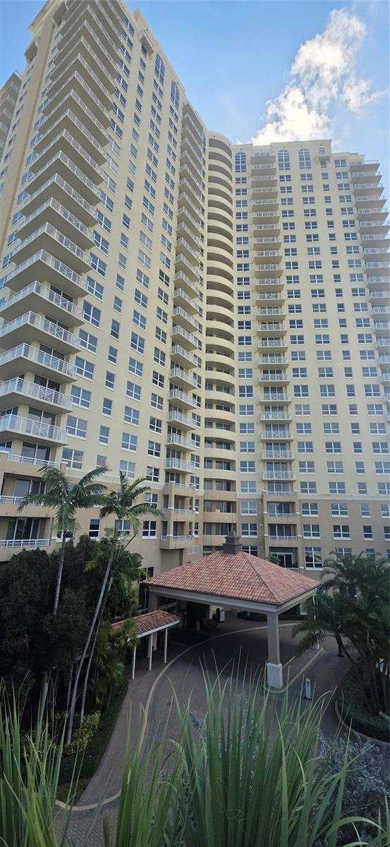 19501 W Country Club Drive # 2306, Aventura FL 33180