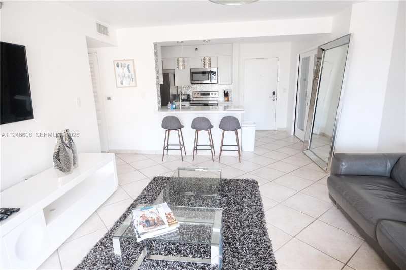19701 E Country Club Dr # 5605, Aventura FL 33180