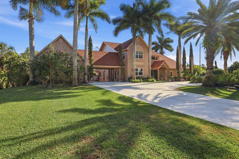 14410 64th Way N, Palm Beach Gardens FL 33418