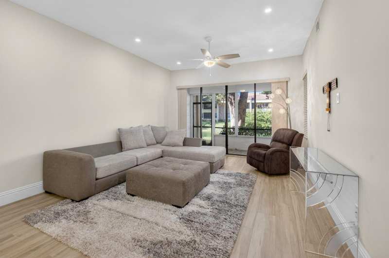 7484 La Paz Boulevard # 103, Boca Raton FL 33433