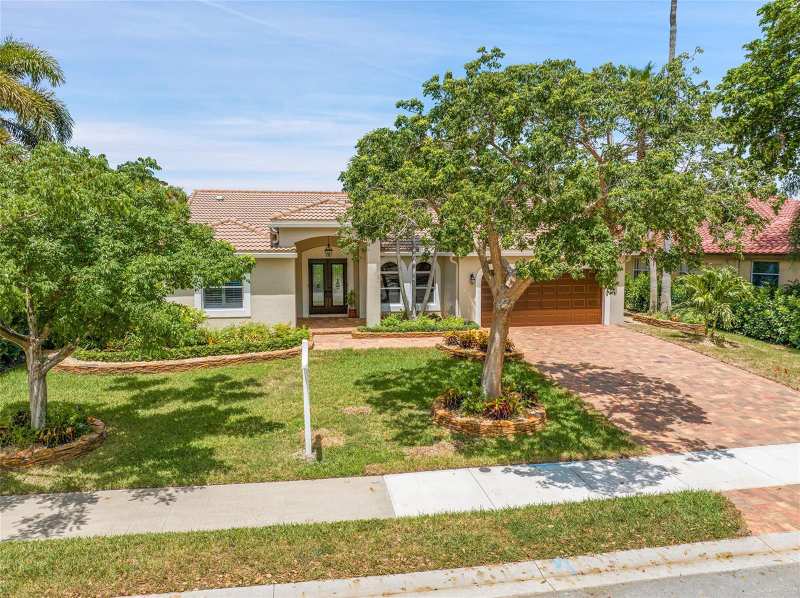 4910 NW 104th Avenue, Coral Springs FL 33076
