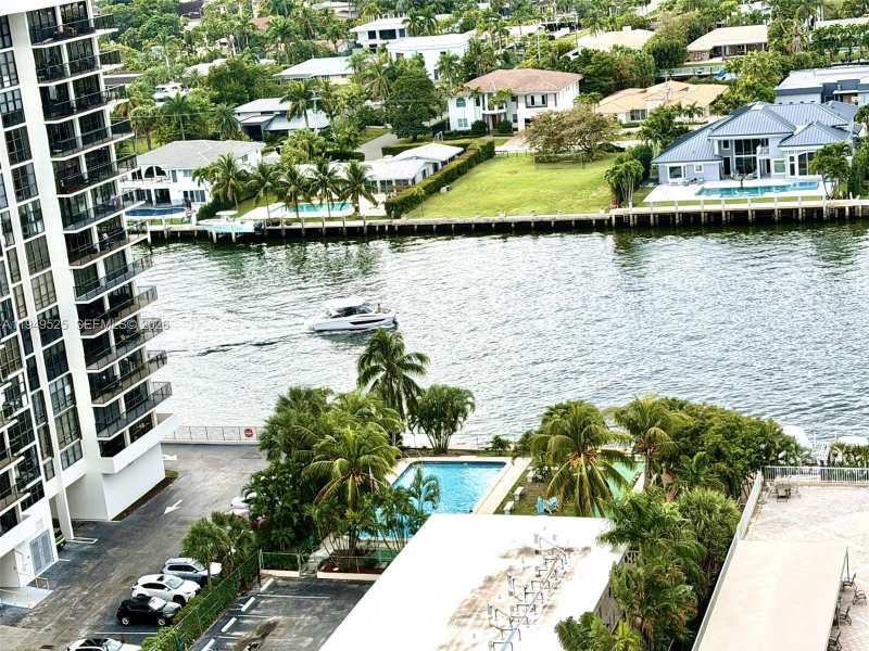 1985 S Ocean Dr # 16C, Hallandale Beach FL 33009