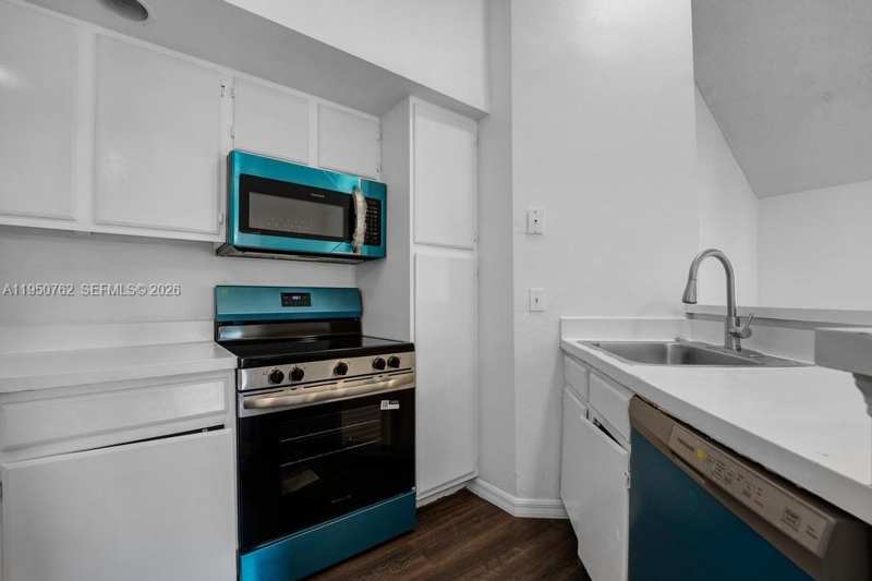 3340 N Pinewalk Dr N # 1527, Margate FL 33063