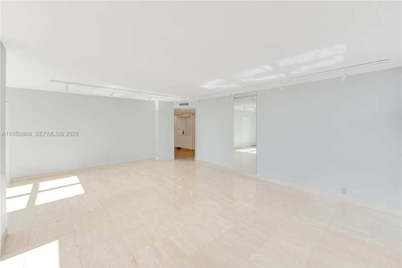 1121 Crandon Blvd # F601, Key Biscayne FL 33149