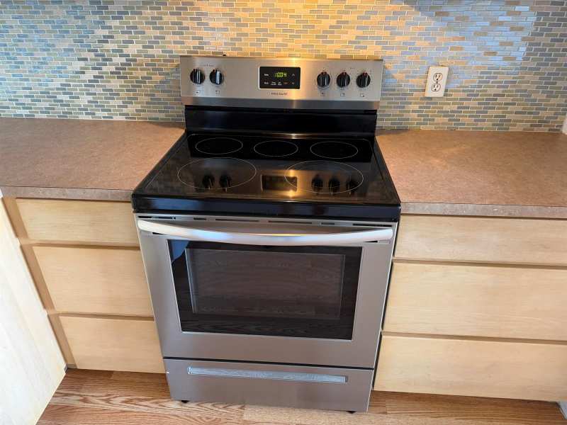 100 Village Green Circle E # 312, Palm Springs FL 33461
