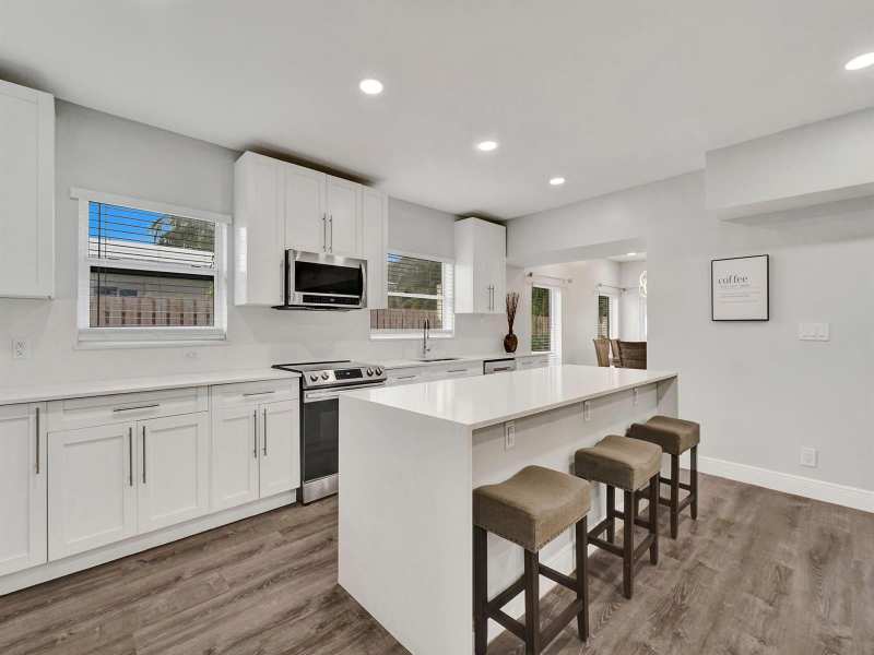 3261 Aqua Vista Drive, Pompano Beach FL 33062