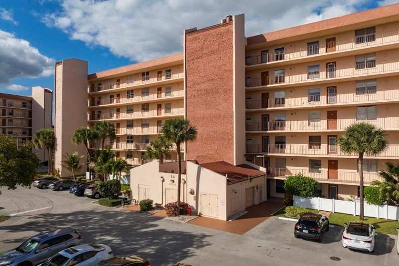 14527 Bonaire Boulevard # 408, Delray Beach FL 33446