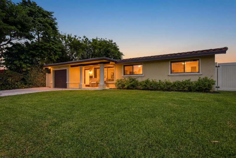 730 SE 3rd Terrace, Pompano Beach FL 33060