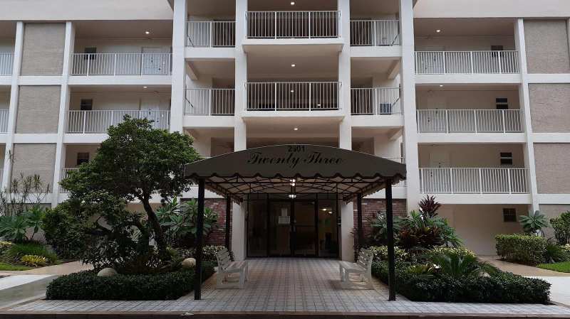 2601 S Course Drive # 203, Pompano Beach FL 33069