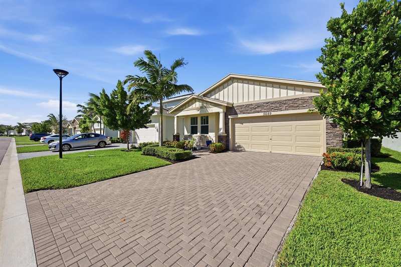 5689 Graceful Way, Delray Beach FL 33484