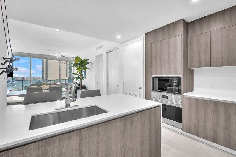 17550 Collins Ave # 603, Sunny Isles Beach FL 33160