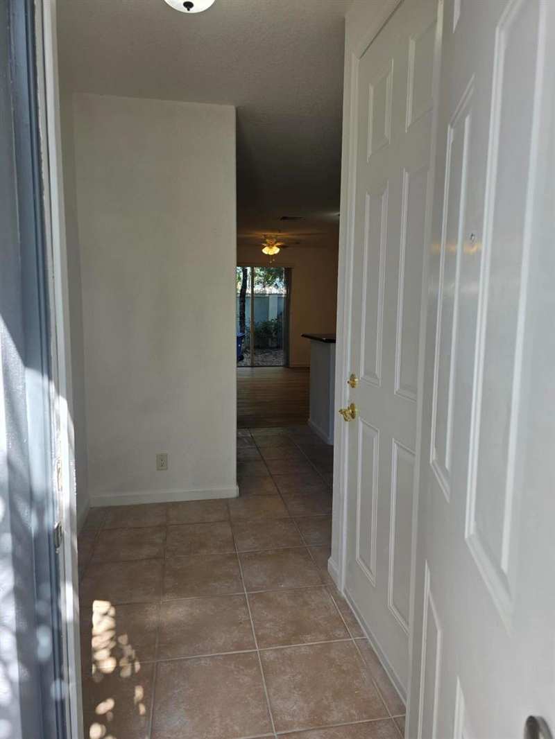 3589 NW 14th Court S # 3589, Lauderhill FL 33311