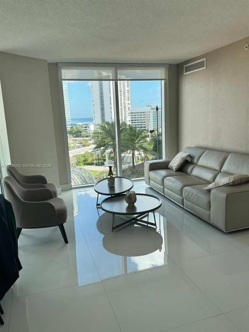 250 sunny isles # 901, Sunny Isles Beach FL 33160