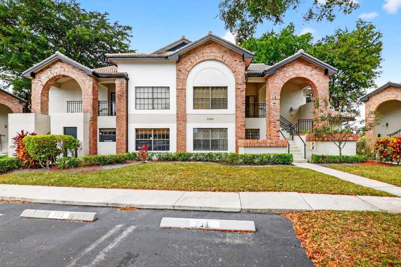8065 Aberdeen Drive # 101, Boynton Beach FL 33472