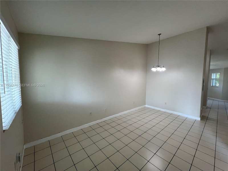 2903 SE 17th Ave # 201, Homestead FL 33035