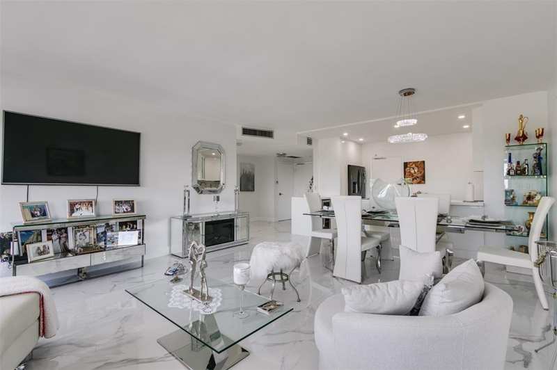 3333 NE 34th Street # 304, Fort Lauderdale FL 33308