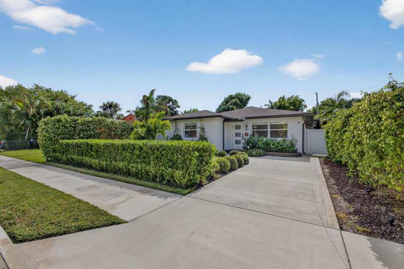 520 36th Street, West Palm Beach FL 33407