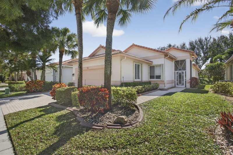9146 Bay Point Circle, West Palm Beach FL 33411