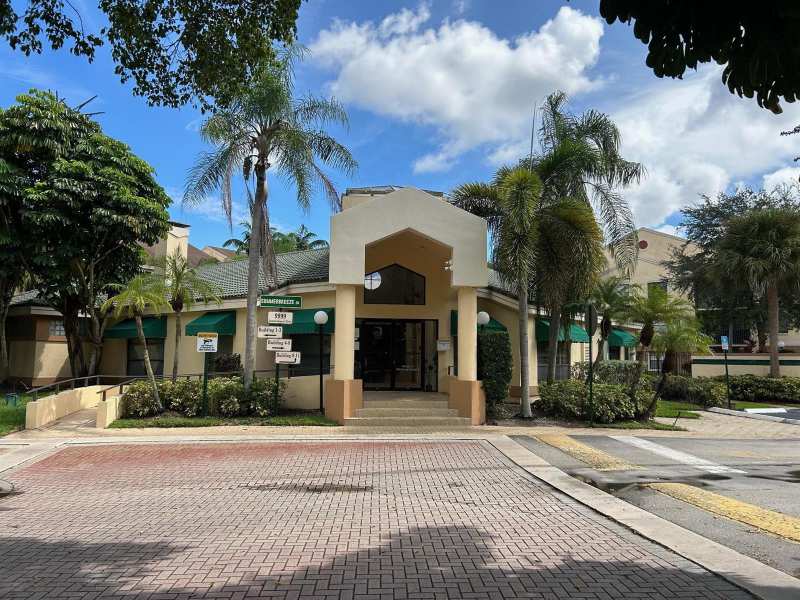 9999 Summerbreeze Drive # 105, Sunrise FL 33322