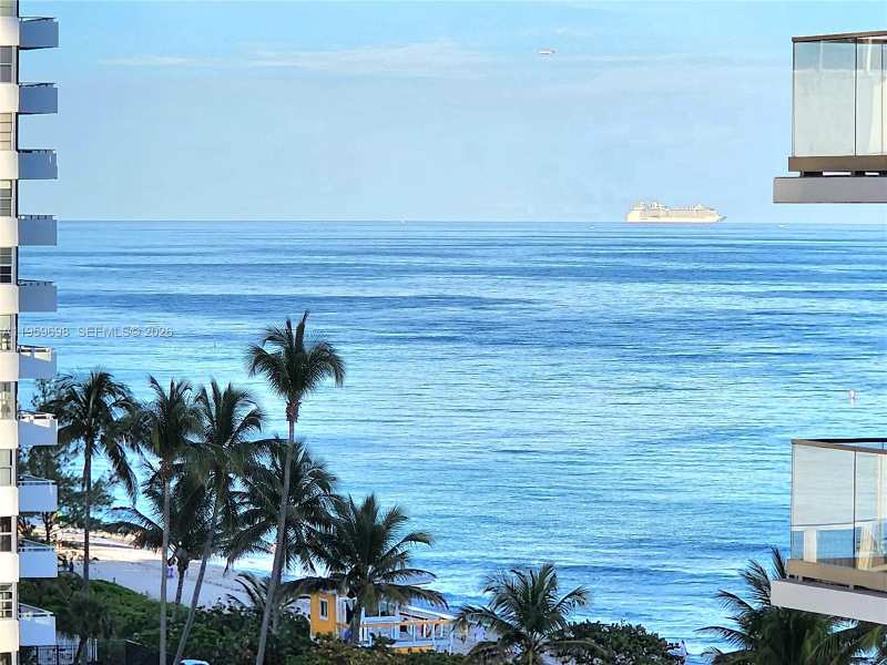 2030 S Ocean Dr # 823, Hallandale Beach FL 33009