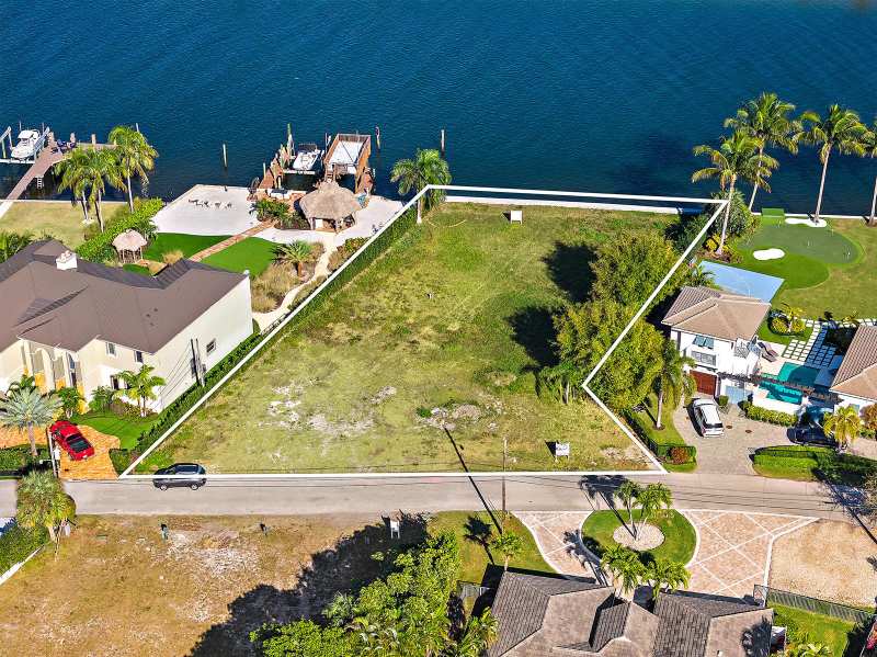 14100 Paradise Point Road, Palm Beach Gardens FL 33410