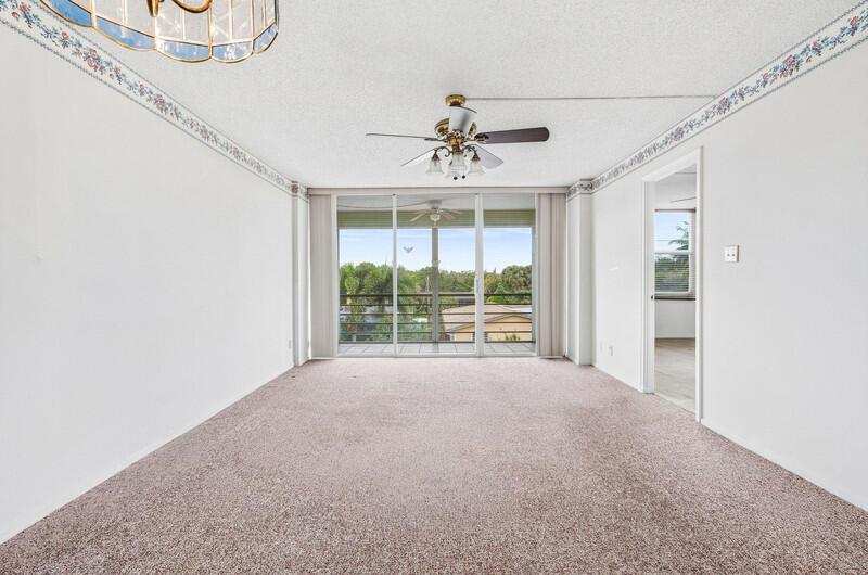 109 Royal Park Drive # 3b, Oakland Park FL 33309