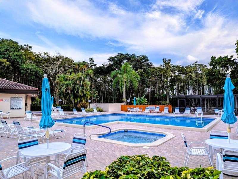 21362 Juego Circle # 33f, Boca Raton FL 33433