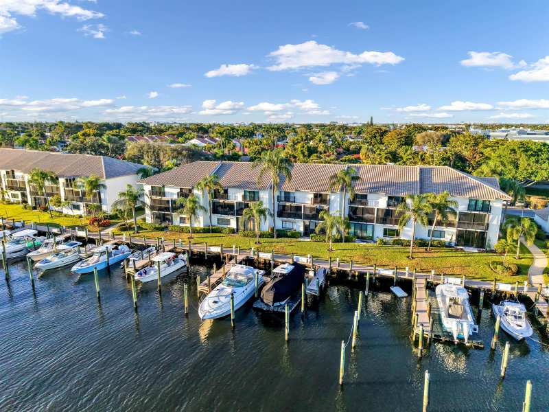 240 Captains Walk # 5150, Delray Beach FL 33483