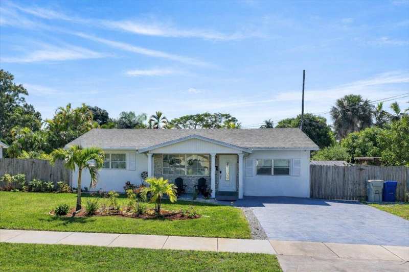 110 NE 30th Street, Pompano Beach FL 33064
