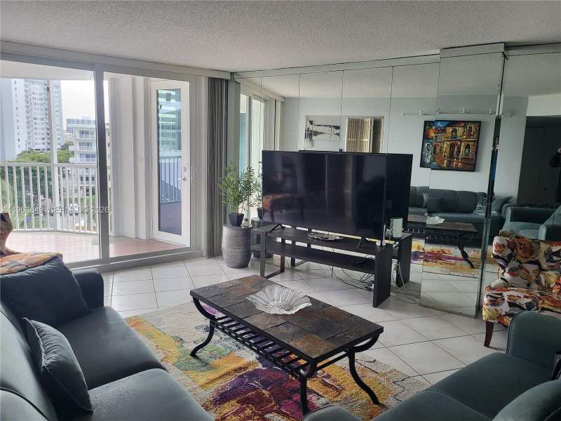 100 Golden Isles Dr # 615, Hallandale Beach FL 33009