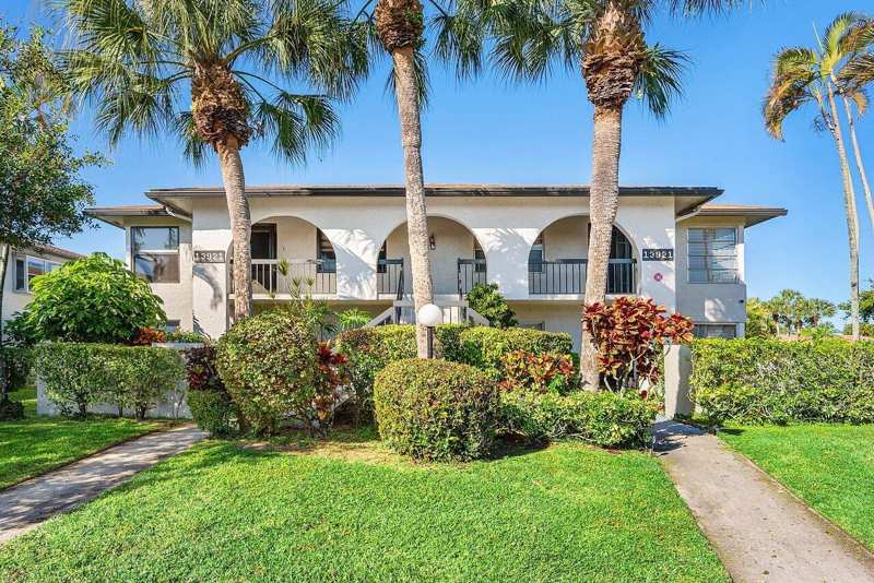 13921 Royal Palm Court # B, Delray Beach FL 33484