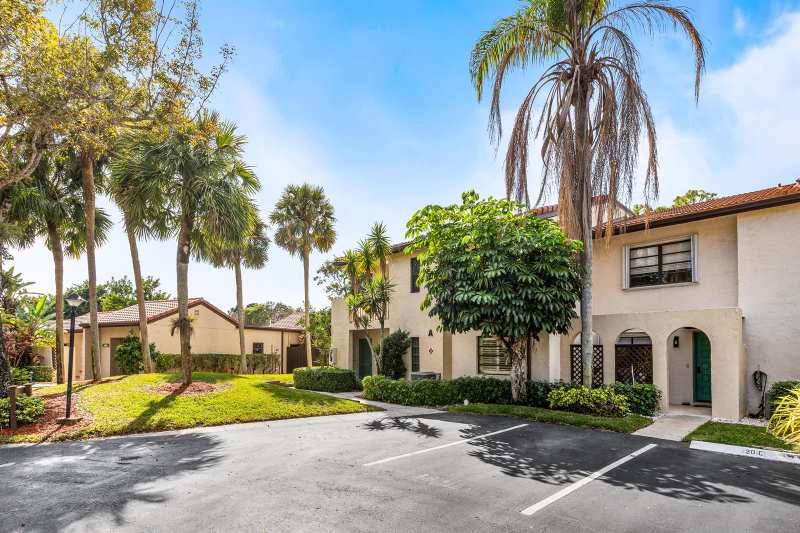 21766 Cypress Drive # 20b, Boca Raton FL 33433