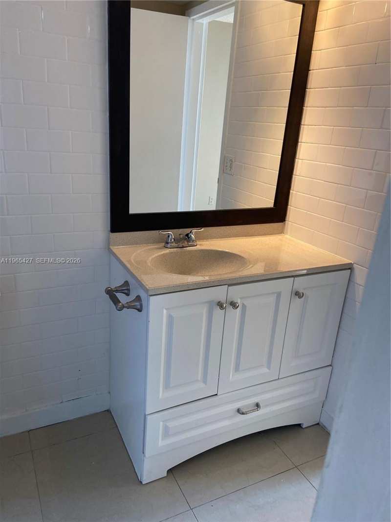 13499 Biscayne Blvd # 1506, North Miami FL 33181