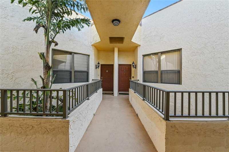 7520 La Paz Boulevard # 306, Boca Raton FL 33433