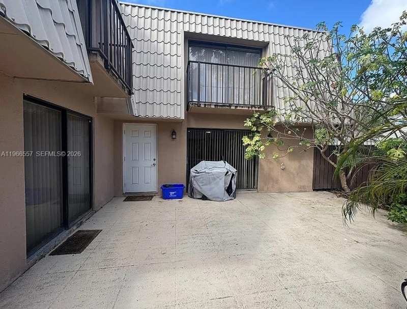 6222 62nd Way, West Palm Beach FL 33409