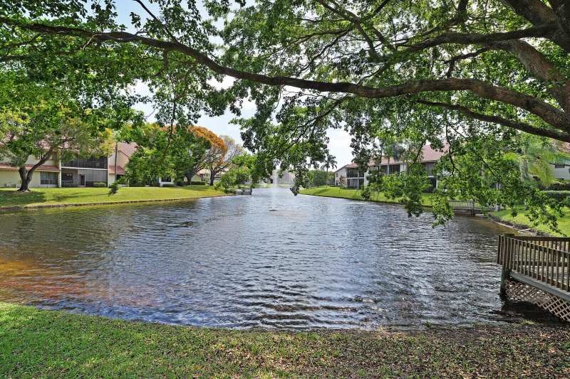 5521 Coach House Circle # D, Boca Raton FL 33486