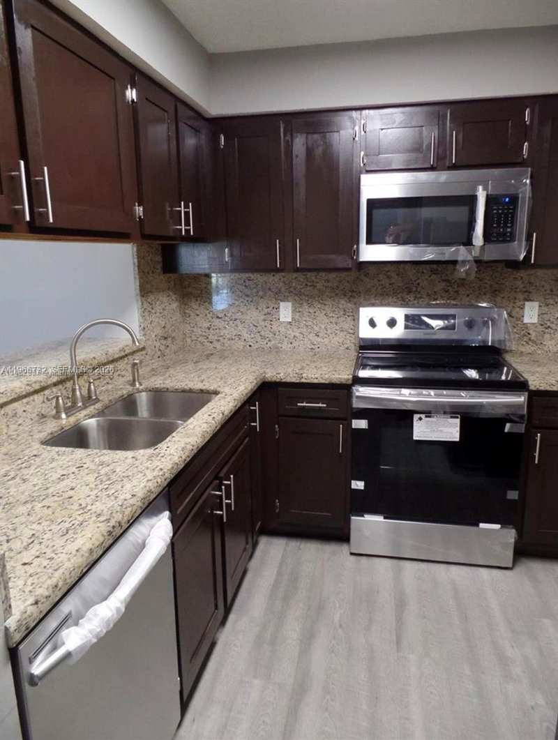 1281 SW 46th Ave # 2514, Pompano Beach FL 33069