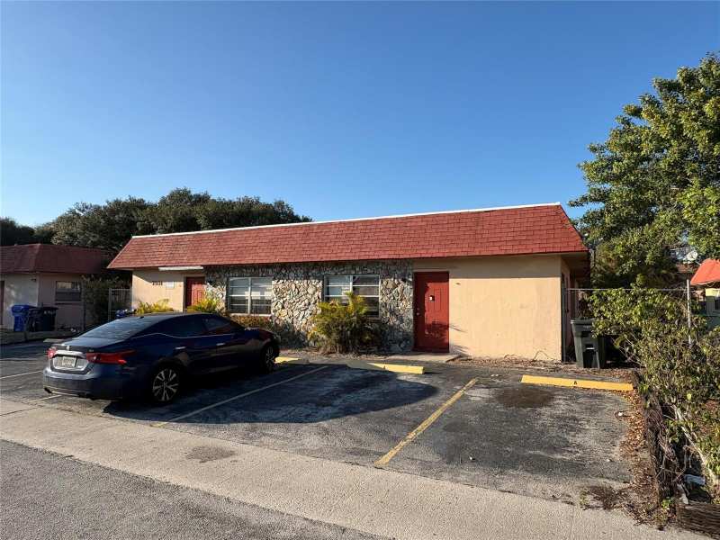 7931 SW 10th Street, North Lauderdale FL 33068