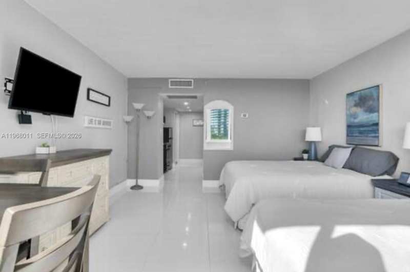 19201 Collins Ave # 440, Sunny Isles Beach FL 33160