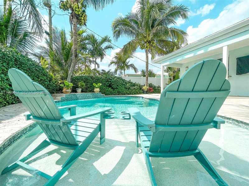 2932 NE 36th St, Lighthouse Point FL 33064