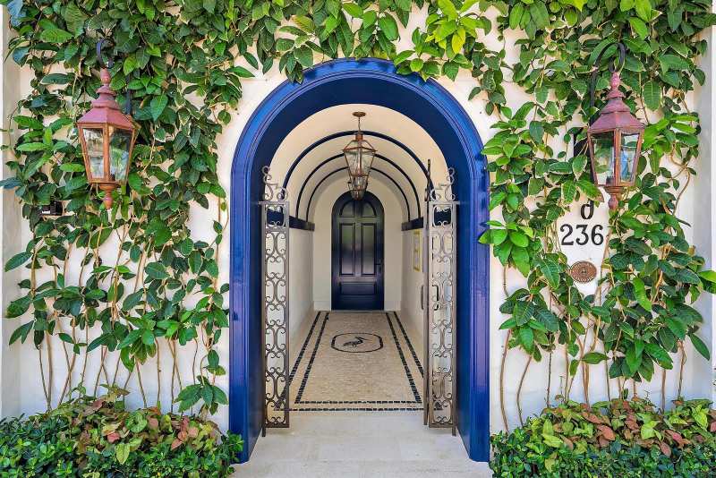 236 Phipps Plaza # 101, Palm Beach FL 33480