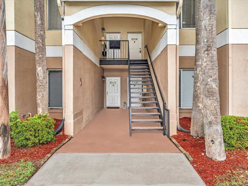 815 W Boynton Beach Boulevard # 205, Boynton Beach FL 33426