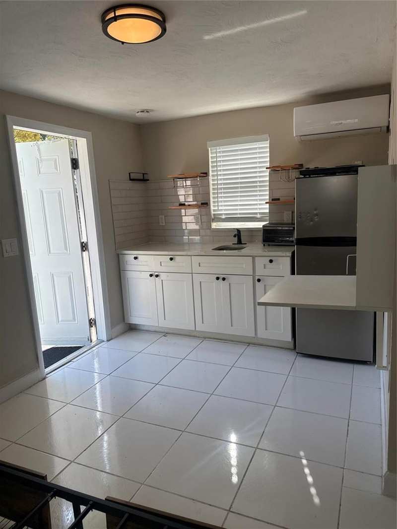 299 SE 12th Avenue, Deerfield Beach FL 33441